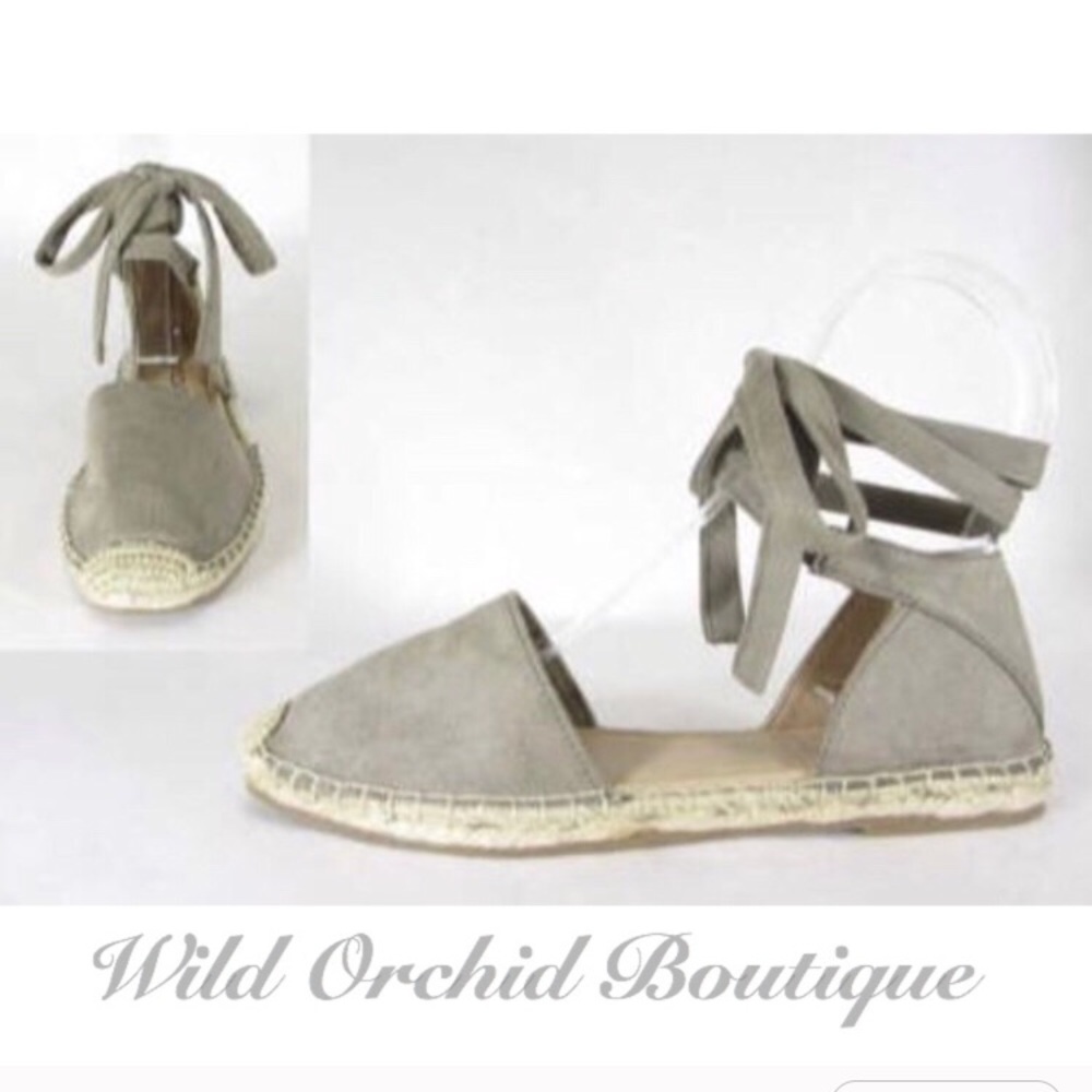 •Closeout•Dorsey Espadrilles